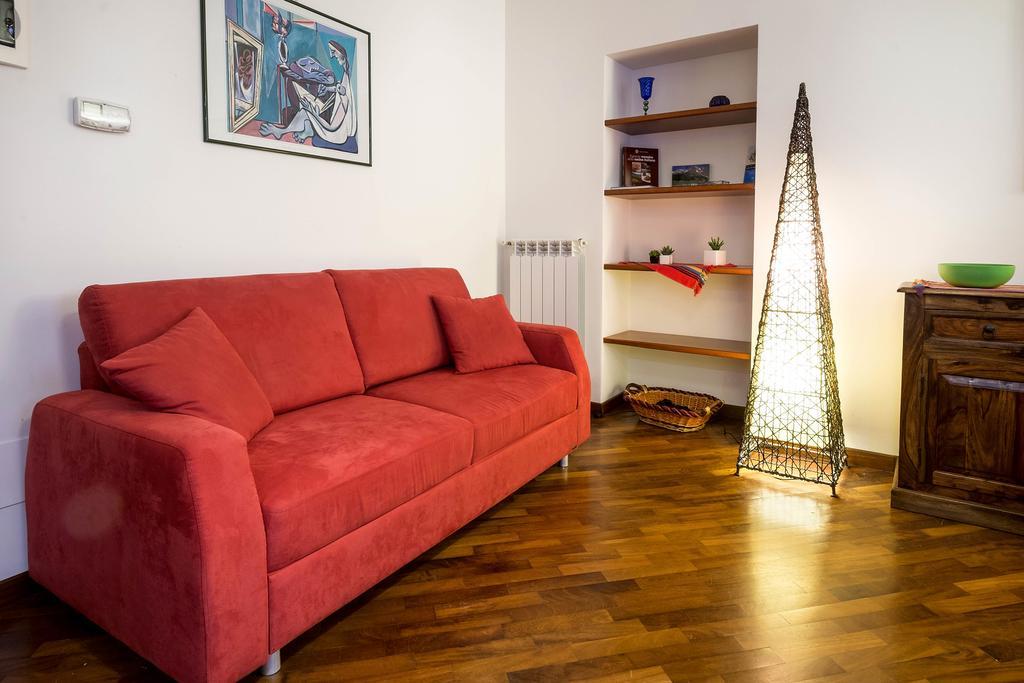 La Finestra Sul Mercato In Centro A Palermo Apartment Exterior photo